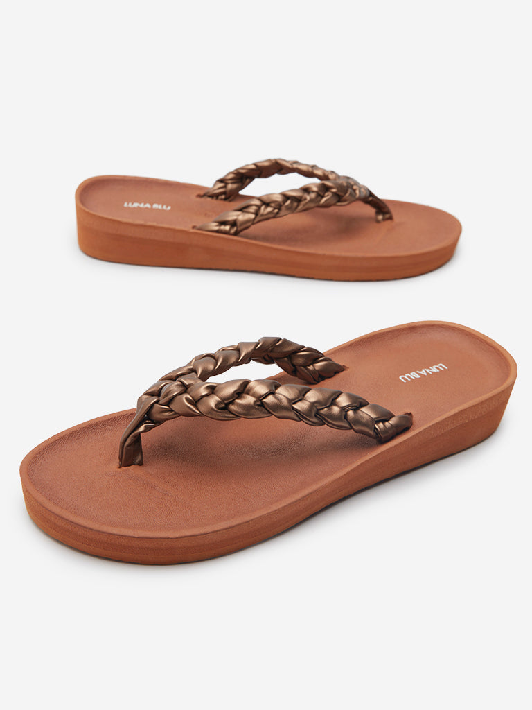 Westside LUNA BLU Women's Tan Braid Pattern Flip-Flops Zoomed View