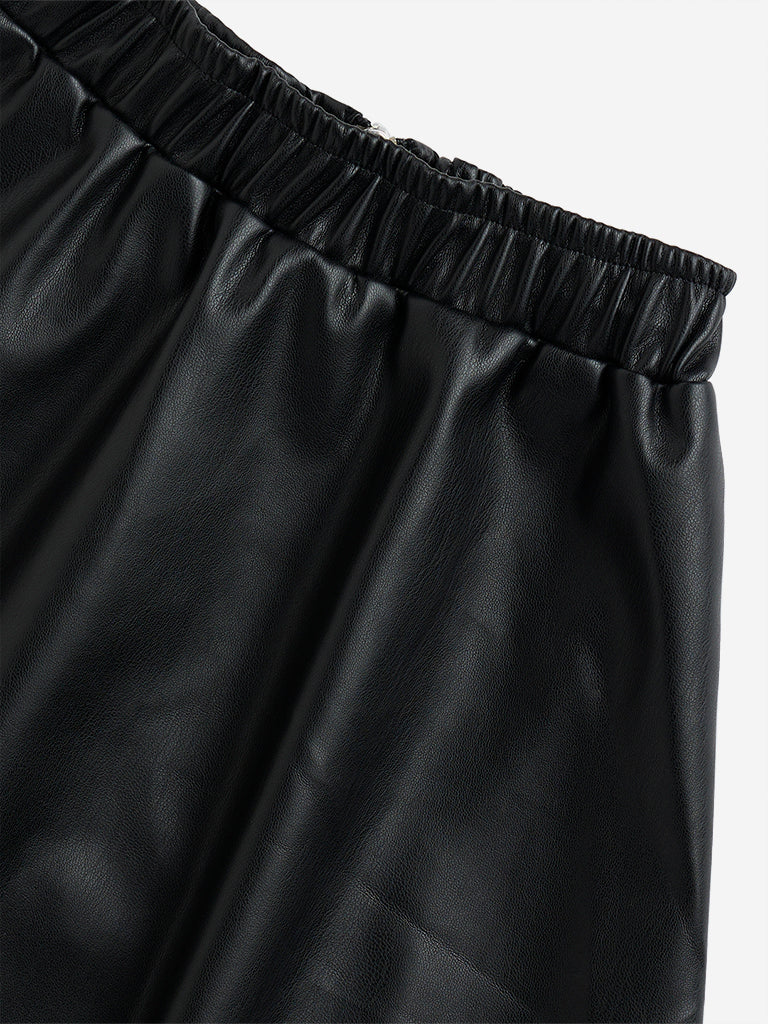 Westside Y&F Girl's Black Faux-Leather High-Rise Skirt for Casual Wear Zoomed View