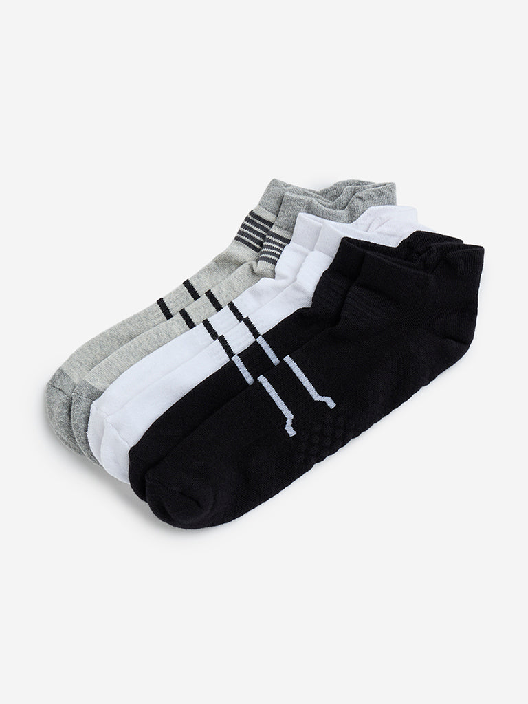 WES Lounge Grey Textured Cotton-Blend Socks - Pack of 3