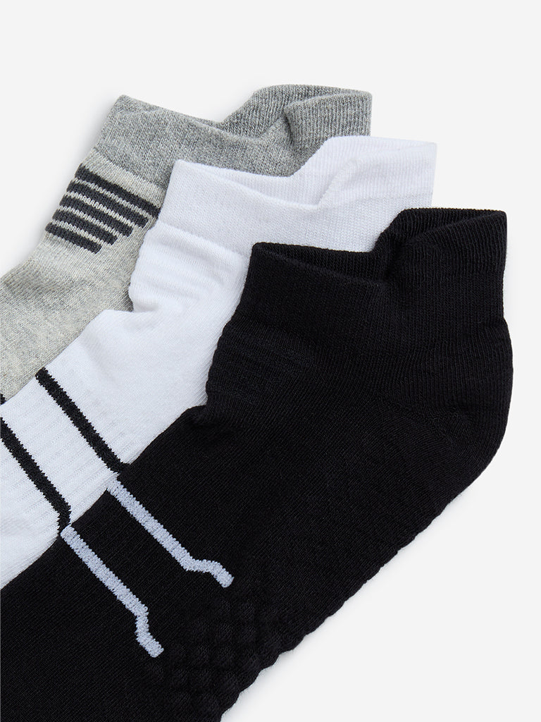 WES Lounge Grey Textured Cotton-Blend Socks - Pack of 3