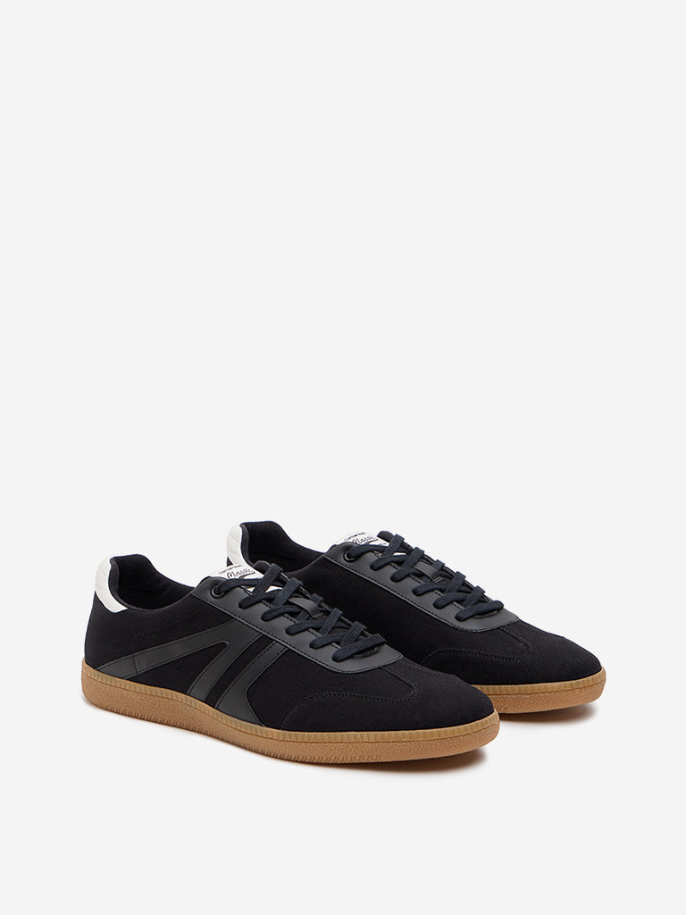 Westside SOLEPLAY Men's Black Retro-Style Lace-Up Sneakers for Casual Wear Front View