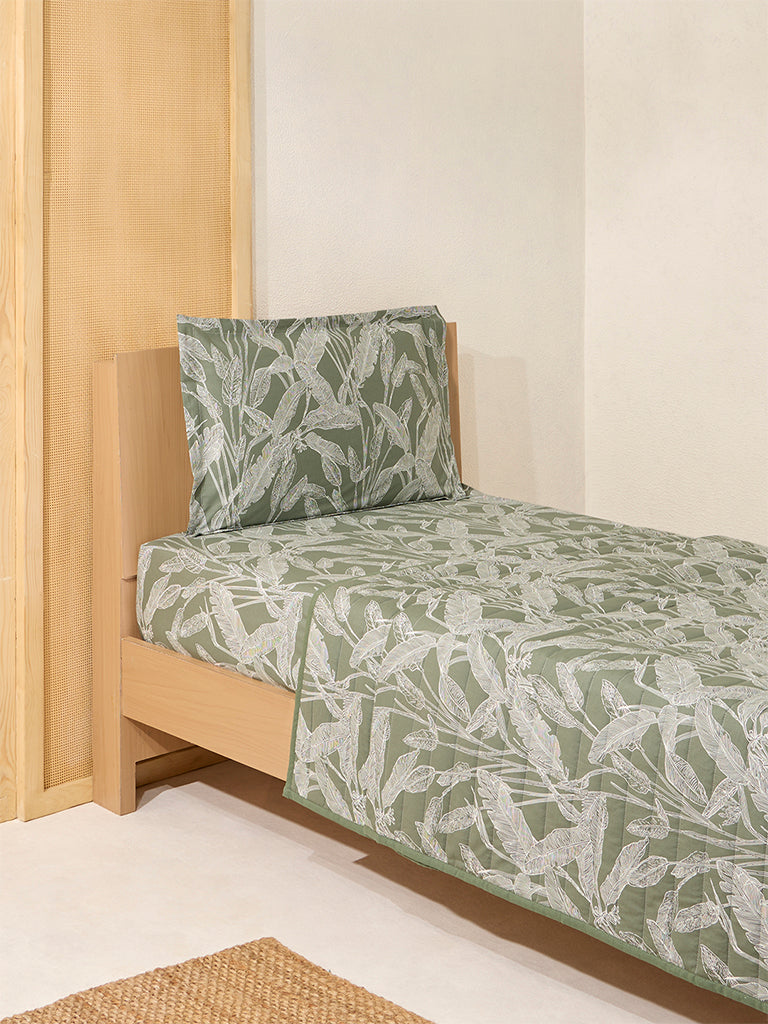 Westside Home Sage Foliage Print Reversible Quilted Single Bed Comforter
