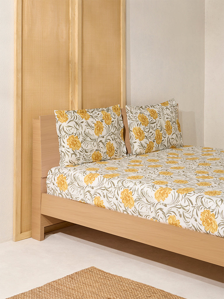 Westside Home Yellow Floral Printed King Bed Flat Sheet and Pillowcase Set