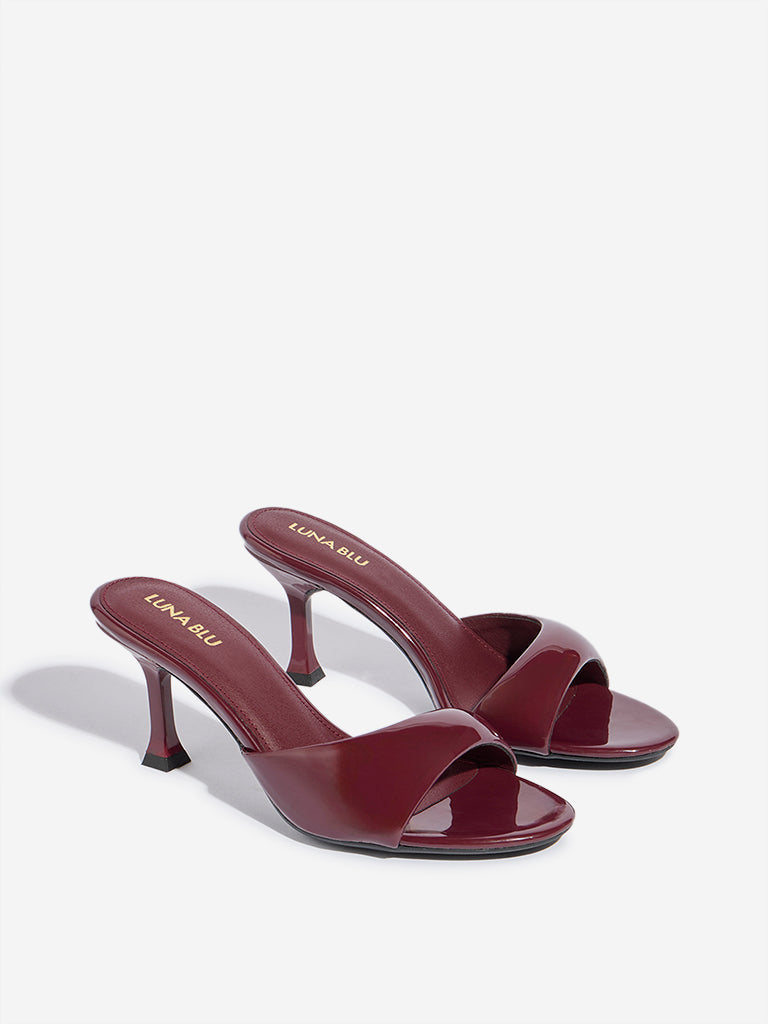 Westside LUNA BLU Women's Burgundy Heel Sandals Front View