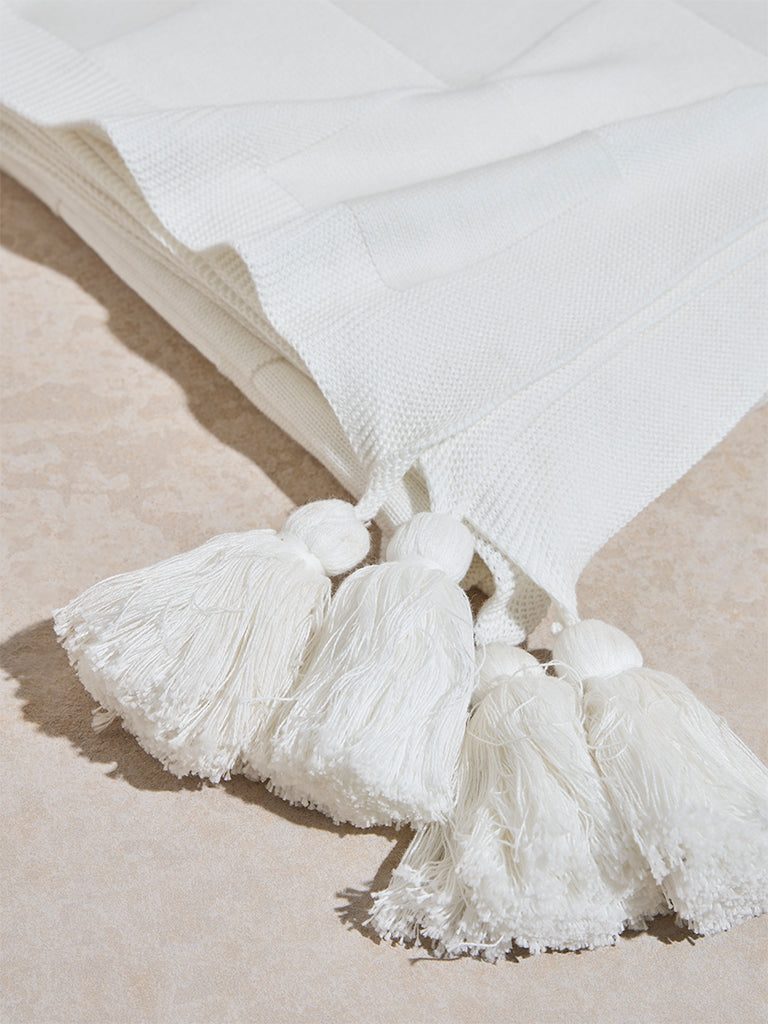 Westside Home White Block Design Single Bed Throw
