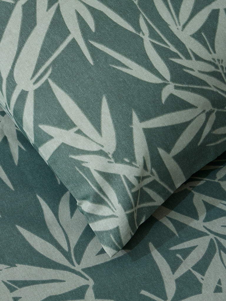 Westside Home Dark Green Leaf Design Queen Bed Fitted Sheet and Pillowcase Set