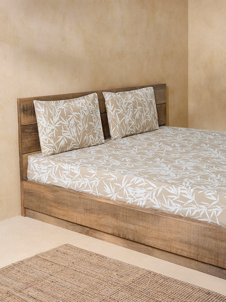 Westside Home Beige Leaf Design Queen Bed Flat Sheet and Pillowcase Set
