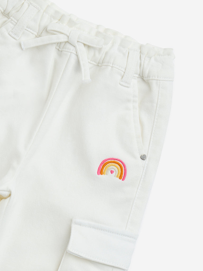 Westside HOP Kids White Mid-Rise Cargo-Style Cotton-Blend Joggers for Casual Wear Zoomed View