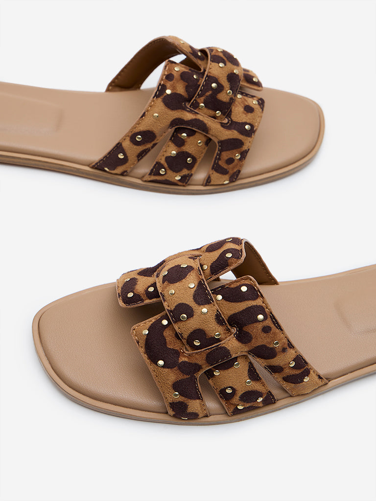 Westside LUNA BLU Women's Tan Animal Print Sandals for Casual Wear Zoomed View