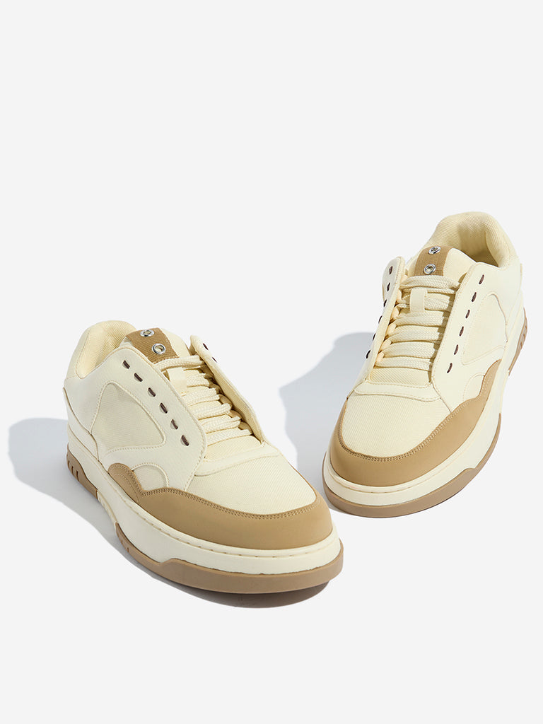 Westside SOLEPLAY Men's Beige Colour-Blocked Lace-Up Sneakers for Casual Wear Zoomed View