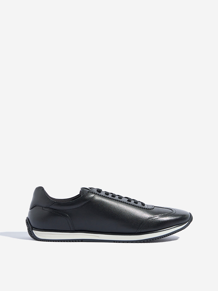 Westside SOLEPLAY Men's Black Solid Lace-Up Sneakers for Casual Wear Side View