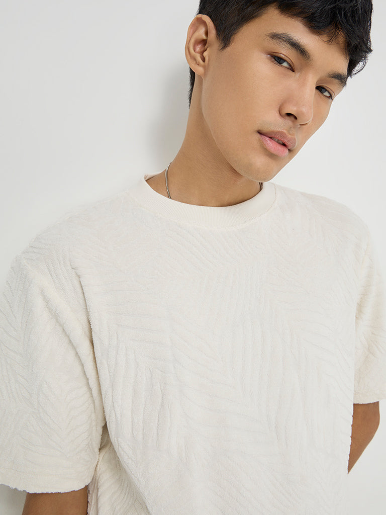 ETA Off-White Leaf Design Relaxed-Fit Cotton T-Shirt