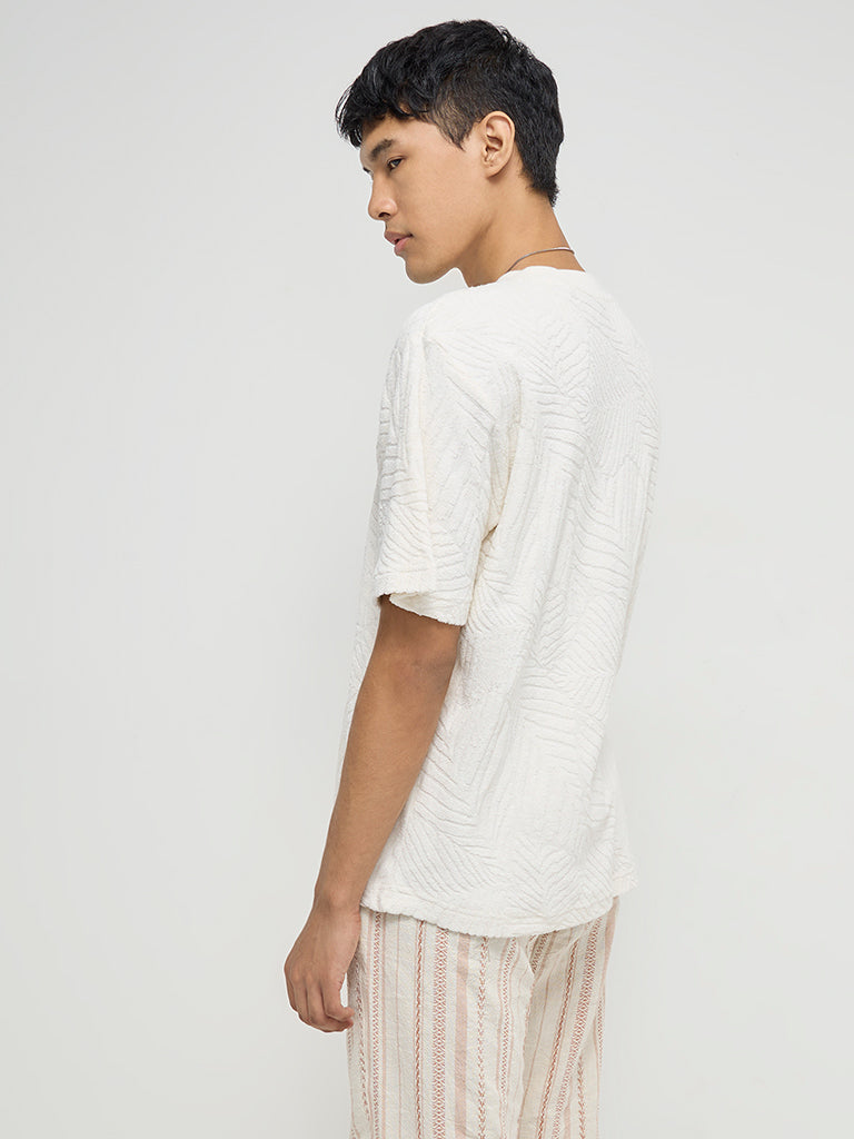 ETA Off-White Leaf Design Relaxed-Fit Cotton T-Shirt