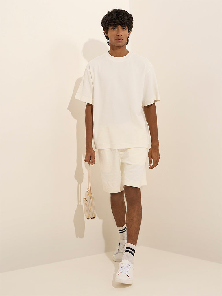 Westside Studiofit Men's Off-White Textured Relaxed-Fit Cotton-Blend T-Shirt for Sports Wear Full View
