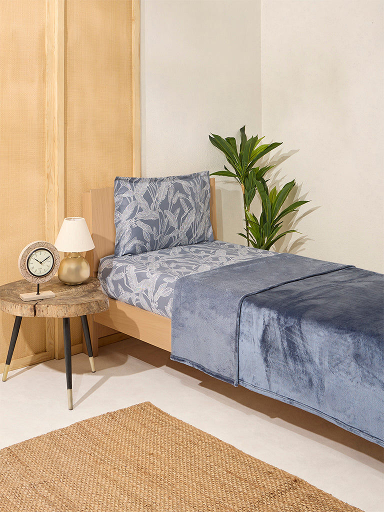 Westside Home Dusty Blue Single Bed Fleece Blanket