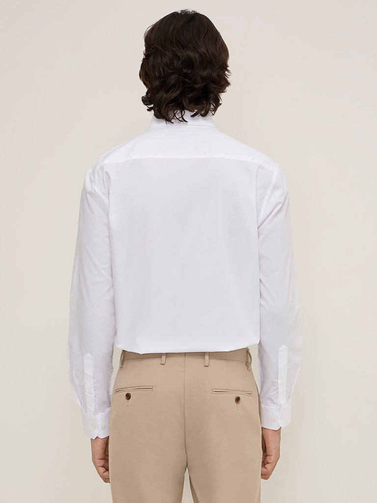 WES Formals White Solid Relaxed-Fit Cotton-Blend Shirt