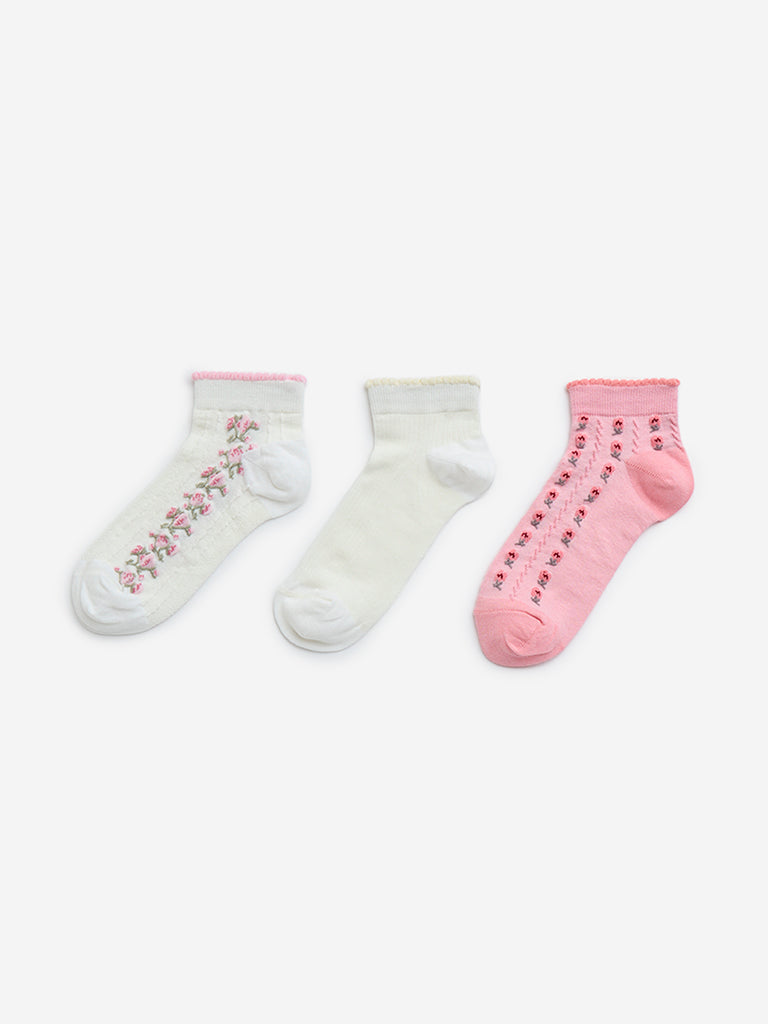 Y&F Kids Pink Floral Embroidered Cotton-Blend Socks - Pack of 3