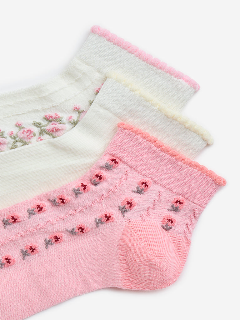 Y&F Kids Pink Floral Embroidered Cotton-Blend Socks - Pack of 3