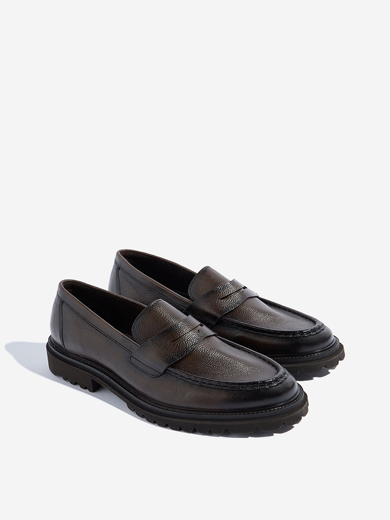 Westside SOLEPLAY Men's Brown Solid Leather Loafers for Casual Wear Front View