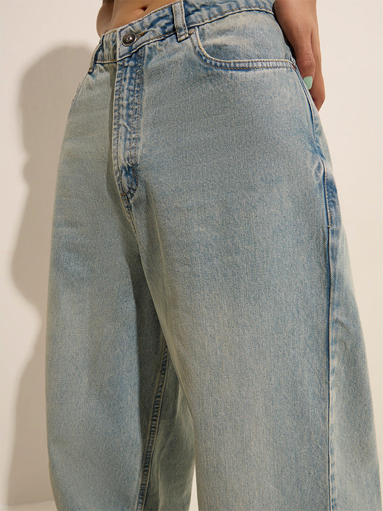 Nuon Light Blue Wide Leg - Fit Mid - Rise Jeans