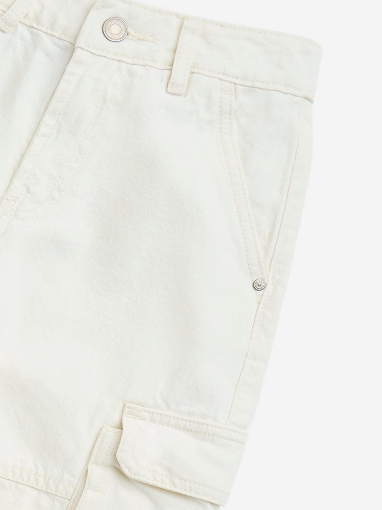 westisde Y&F Boys' Kids White Straight-Fit Mid-Rise Jeans for Casual Wear Zoom View