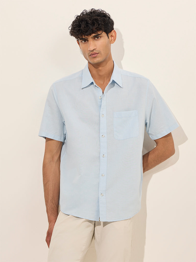 Westside WES Casuals Men's Light Blue Solid Relaxed-Fit Cotton-Blend Shirt for Casual Wear Front View
