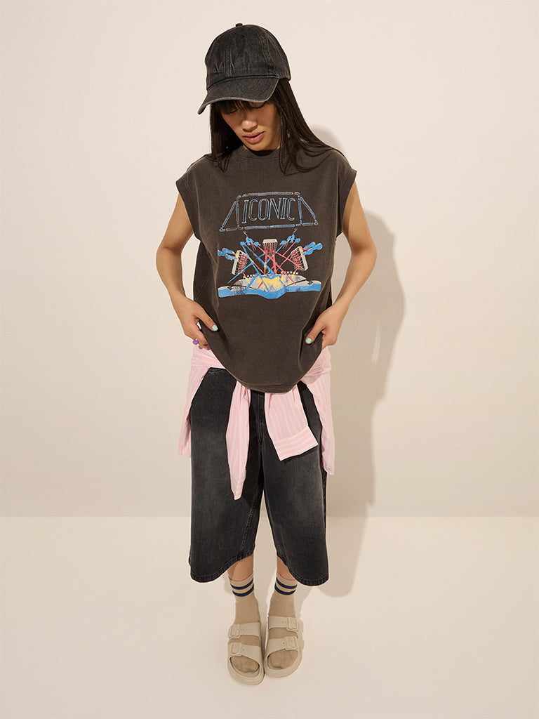 Nuon Charcoal Graphic Printed Cotton T-Shirt