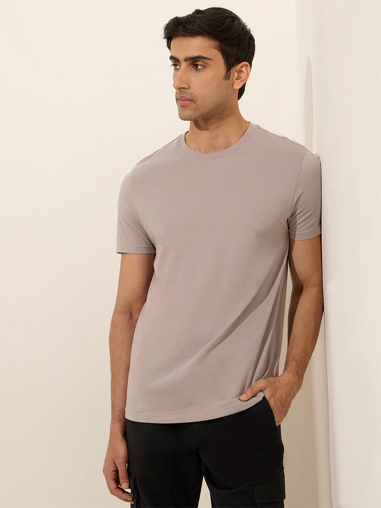 Westside WES Casuals Men's Light Grey Slim-Fit Cotton T-Shirt for Casual Wear Front View