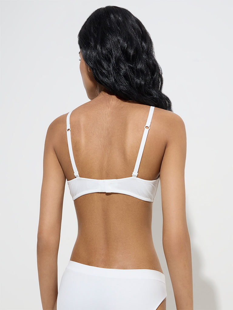 Westside Superstar Women's White V-Neck Padded Cotton-Blend Bra for Casual Wear Back View