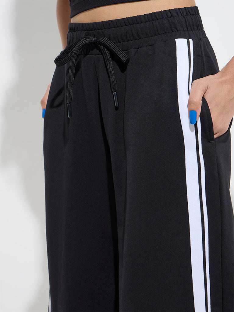 Westside Studiofit Women's Black Stripe Detailed High-Rise Jorts for Sports Wear Zoomed View