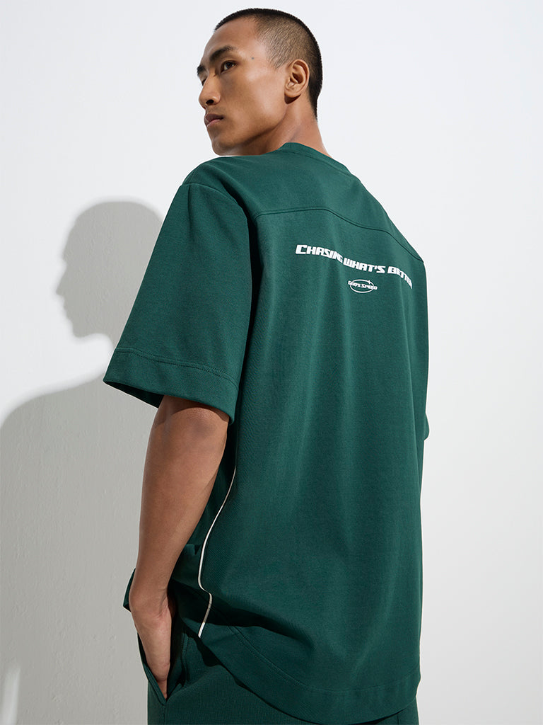 Westside Studiofit Men's Emerald Green Relaxed-Fit Cotton-Blend T-Shirt for Sports Wear Back View