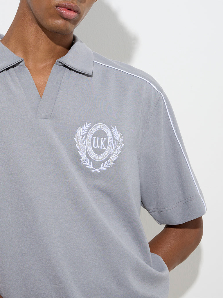 Studiofit Grey Logo Design Relaxed-Fit Polo T-Shirt