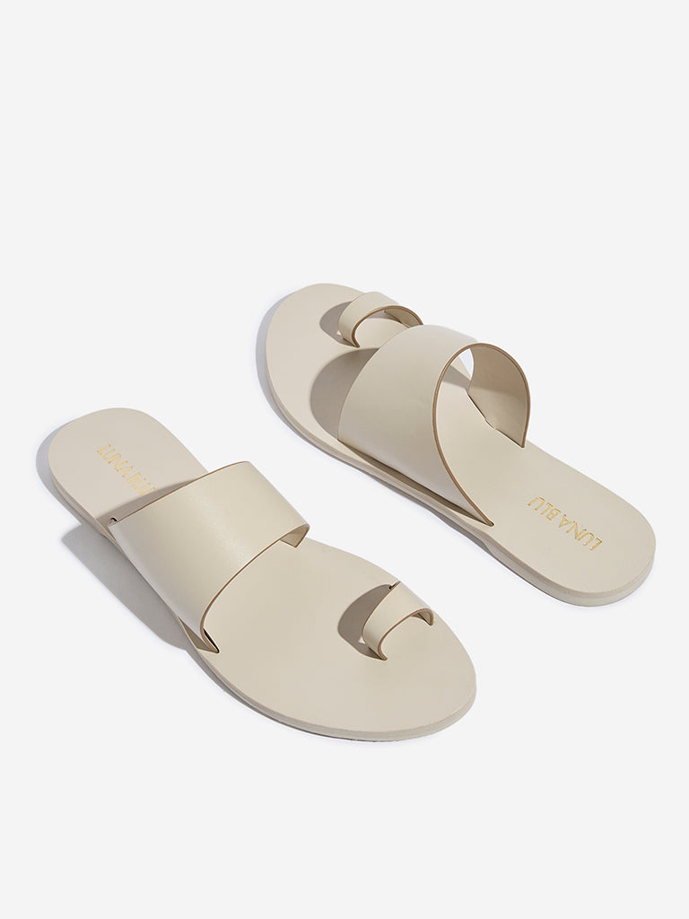 Westside LUNA BLU Women's Ivory Toe-Ring Slides for Casual Wear Zoomed View