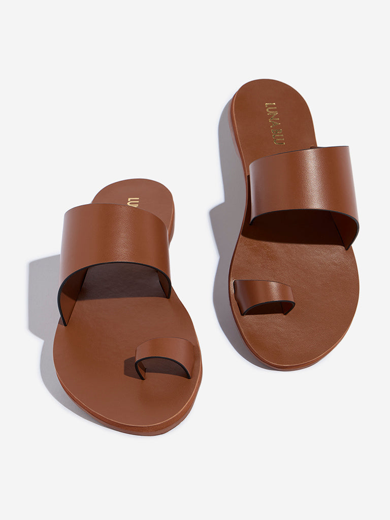Westside LUNA BLU Women's Tan Toe-Ring Slides for Casual Wear Zoomed View