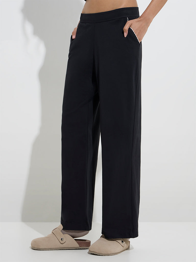 Superstar Black Solid High-Rise Cotton Lounge Pants