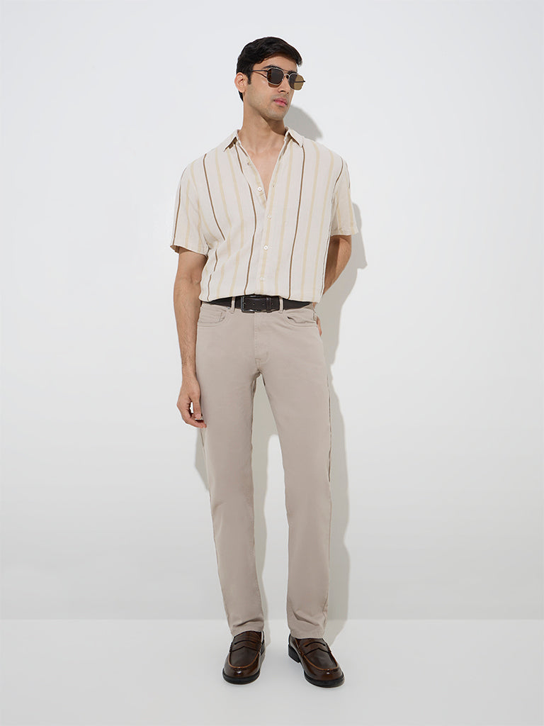 Westside Ascot Men's Taupe Relaxed-Fit Mid-Rise Jeans for Casual Wear Full View
