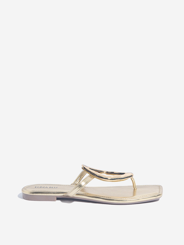 Westside LUNA BLU Women's Light Gold Hardware-Detailed Thong-Strap Sandals for Casual Wear Side View