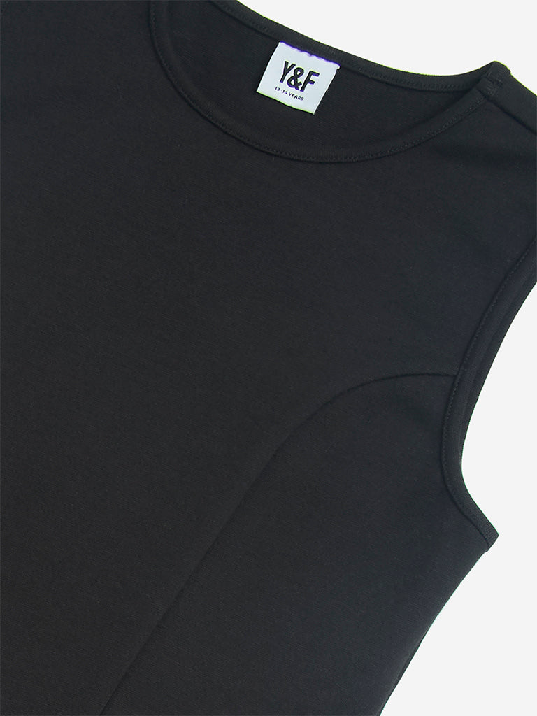 Y&F Kids Black Pleated Cotton-Blend A-Line Dress