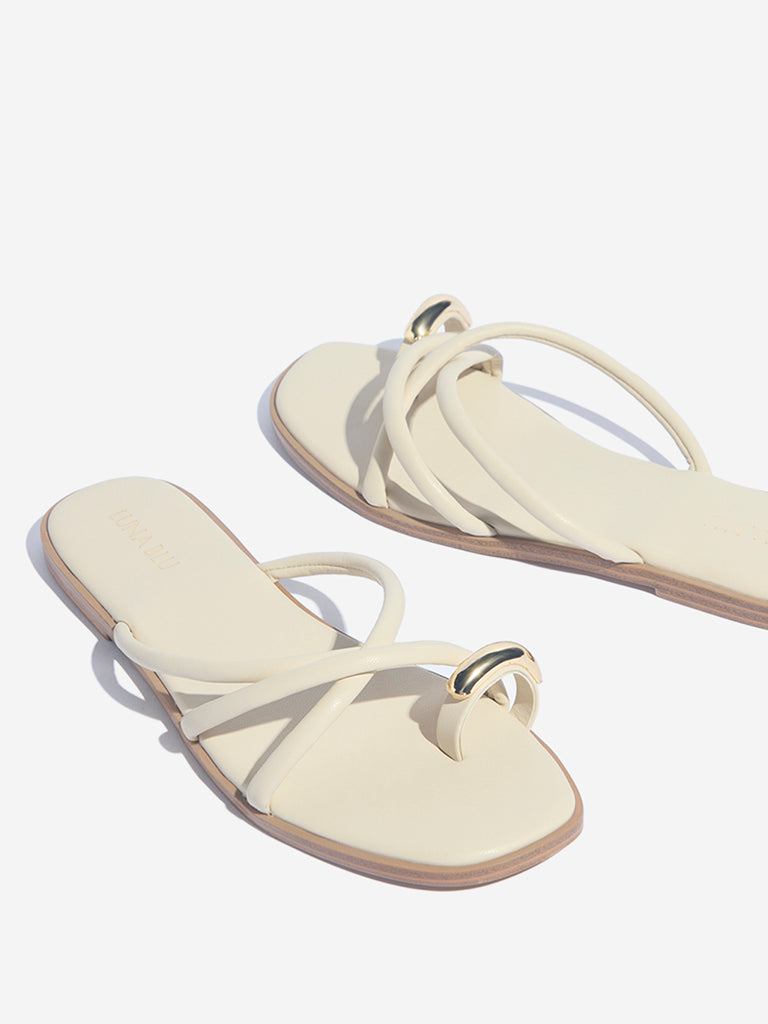 Westside LUNA BLU Women's Ivory Cord Toe-Ring Sandals Zoomed View