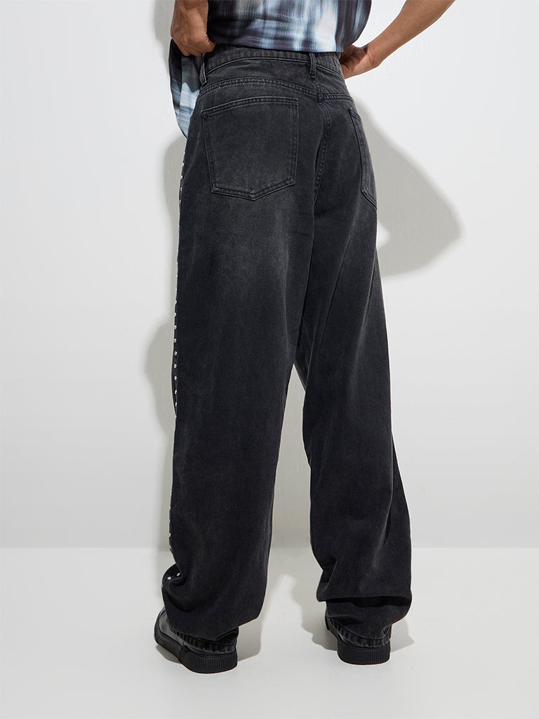 Westside Nuon Men's Black Relaxed-Fit Mid-Rise Jeans for Casual Wear Back View