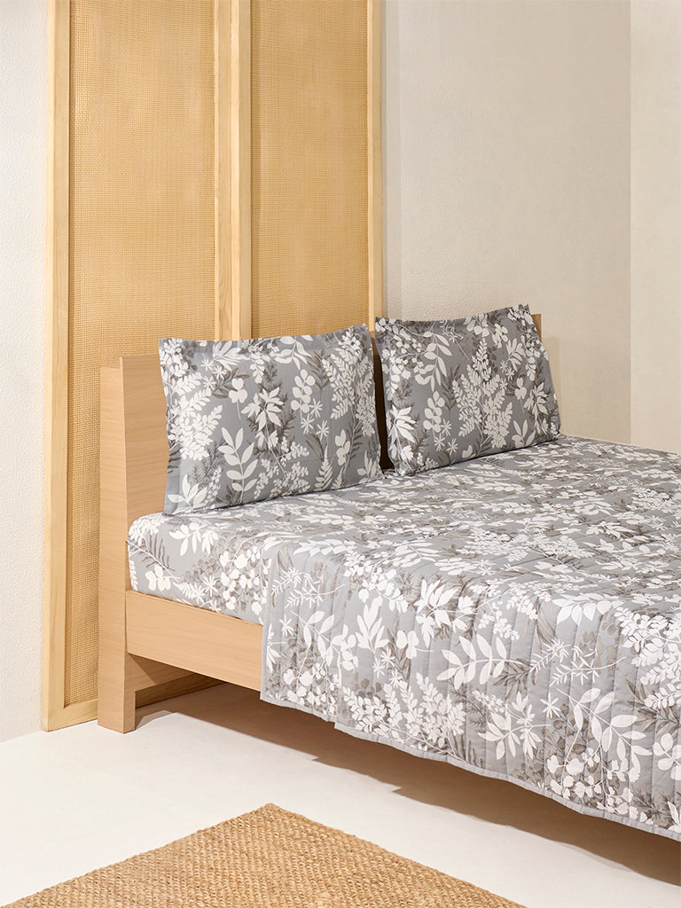 Westside Home Grey Botanical Design Reversible Queen Bed Comforter