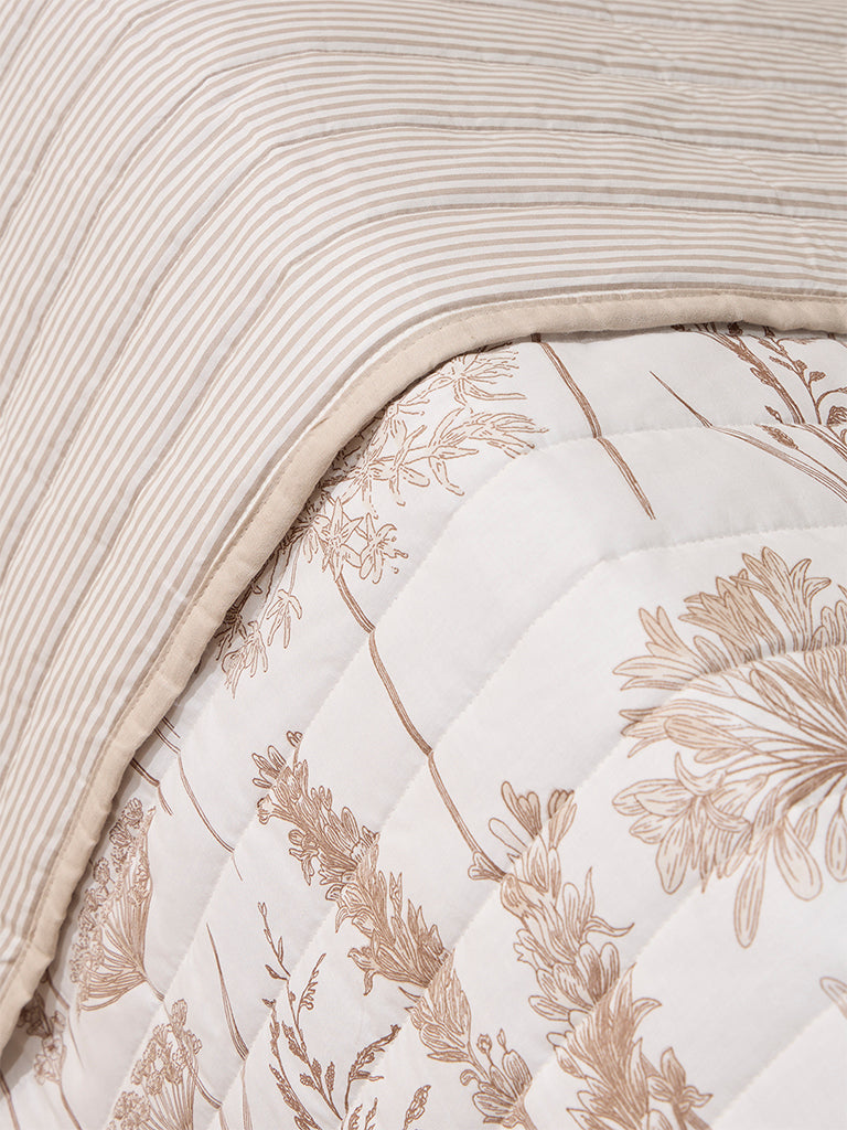 Westside Home Beige Floral Design Reversible Quilted Queen Bed Comforter