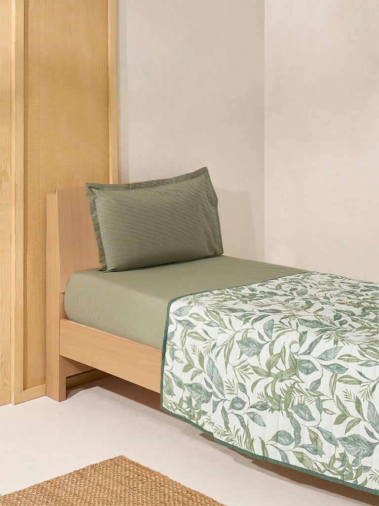 Westside Home Sage Leaf Pattern Single Bed Reversible Comforter