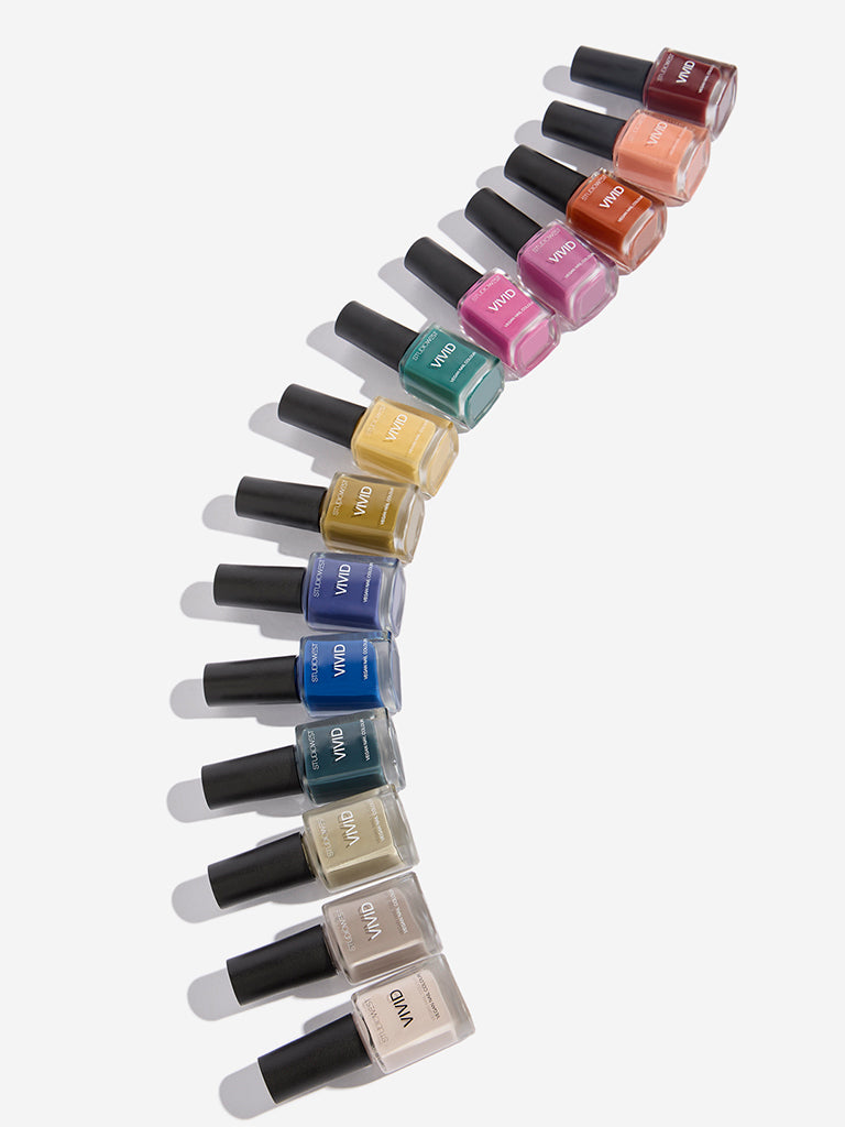 Studiowest Vivid Matcha Grey GY-15 Nail Polish - 9 ml