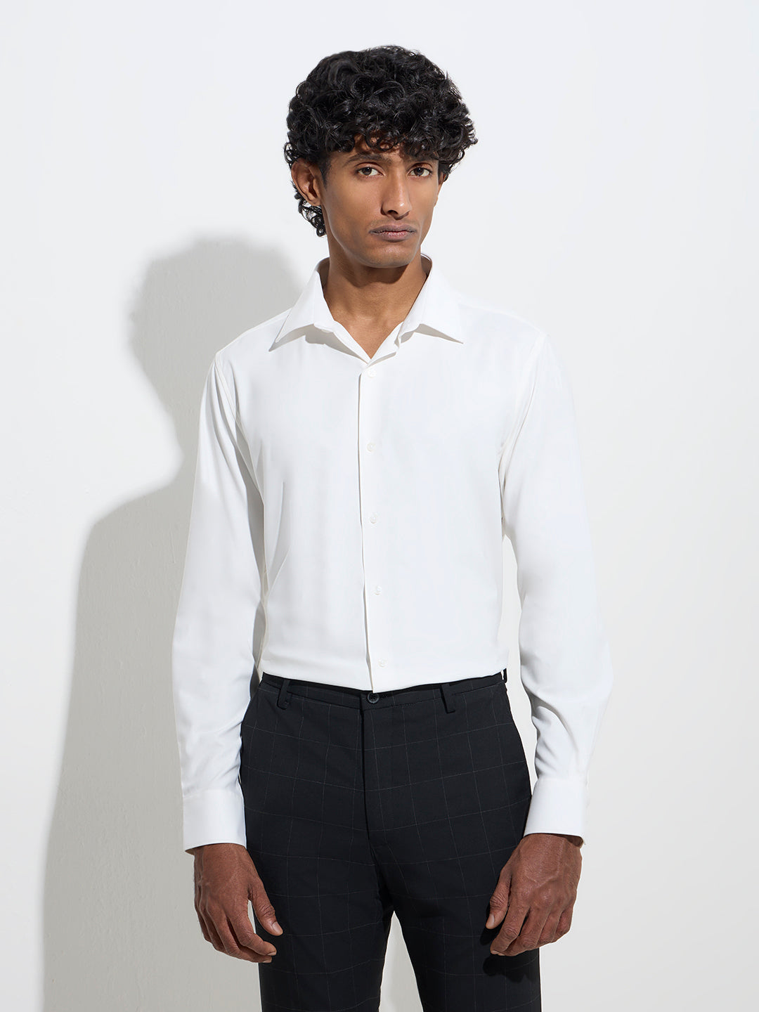 westisde WES Formals Men's White Solid Slim-Fit Shirt for Work Wear Front View