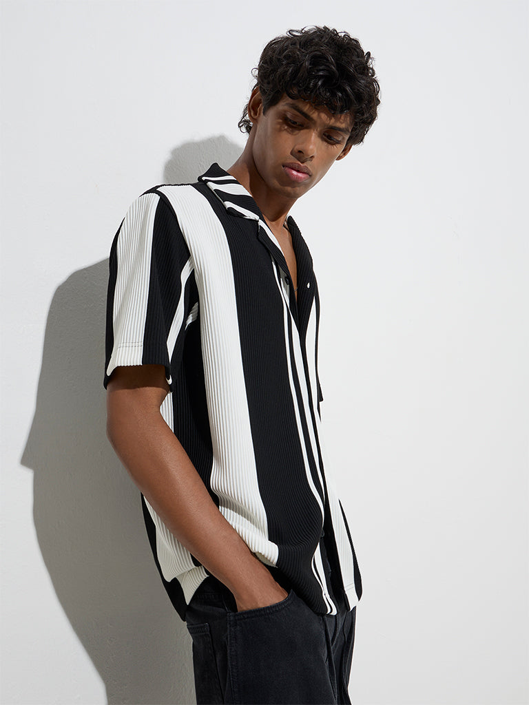 Westside Nuon Men's Black Stripe Printed Relaxed-Fit Shirt for Casual Wear Front View