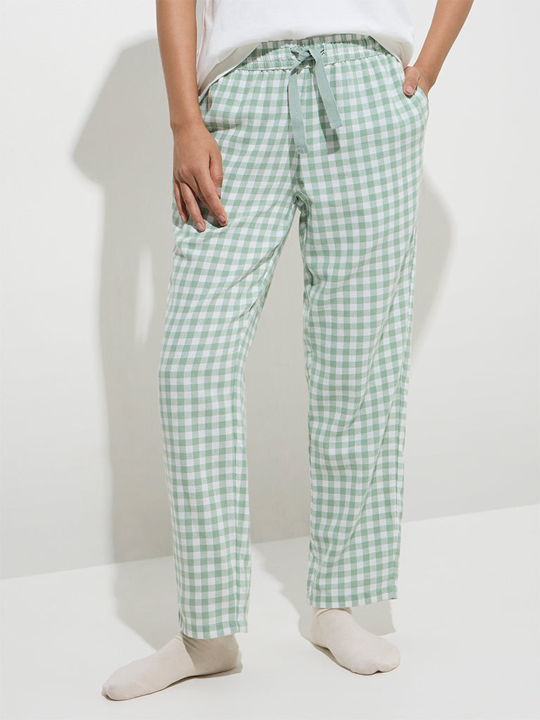 Wunderlove Light Green Checkered Pattern Cotton Pyjamas