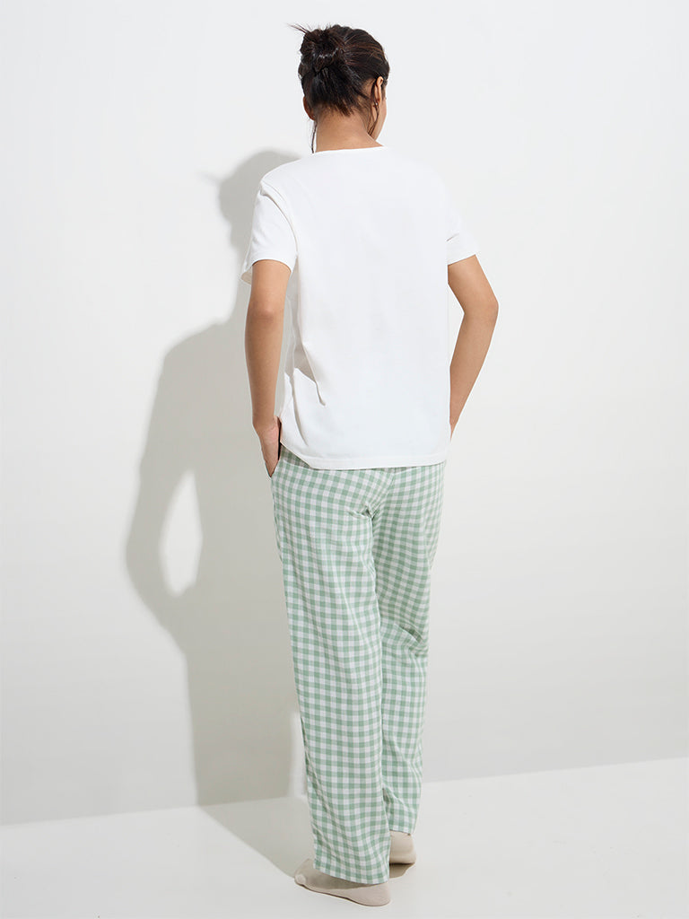 Westside Wunderlove Women's Light Green Checkered Pattern Cotton Pyjamas for Casual Wear Back View