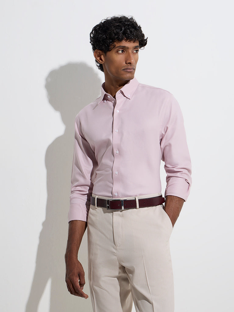 WES Formals Dusty Pink Solid Slim-Fit Cotton Shirt