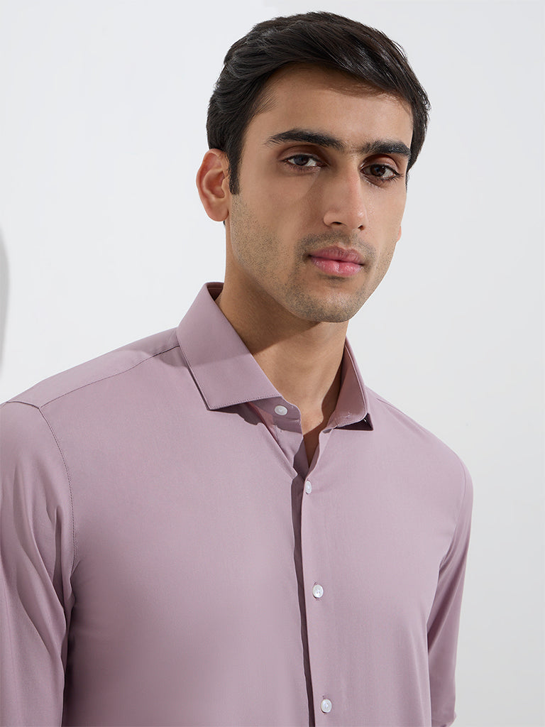 Westside WES Formals Men's Mauve Ultra-Slim Fit Cotton-Blend Shirt for Work Wear Zoomed View